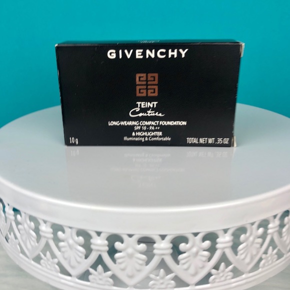 Givenchy Teint Couture Compact Foundation #3 ✨💖 - Picture 1 of 7